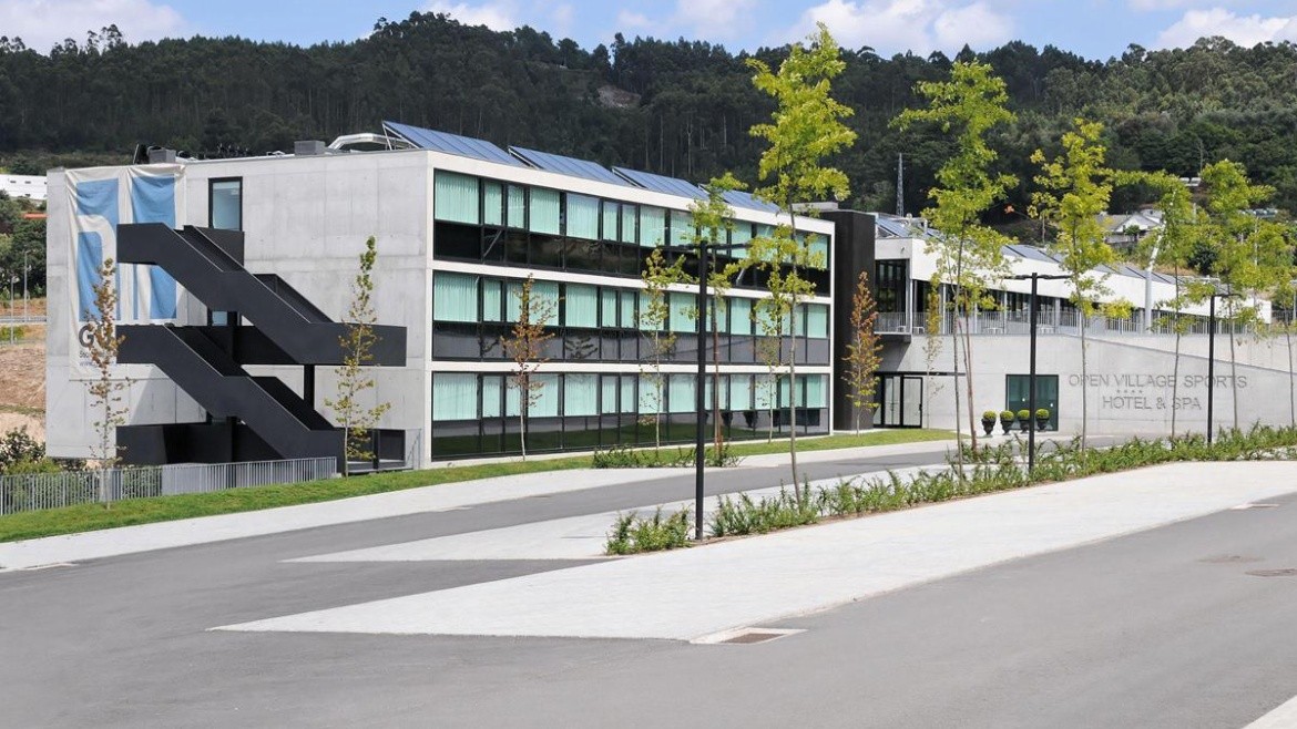 Open Village Sports & Spa Club (Guimaraes)