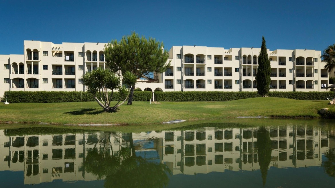 Yellow Alvor Garden (Alvor)