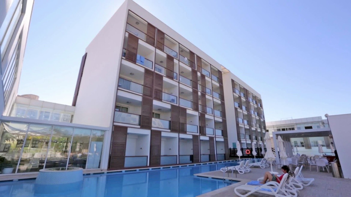 Gold Island Mondo (ex. Gold Island Family)