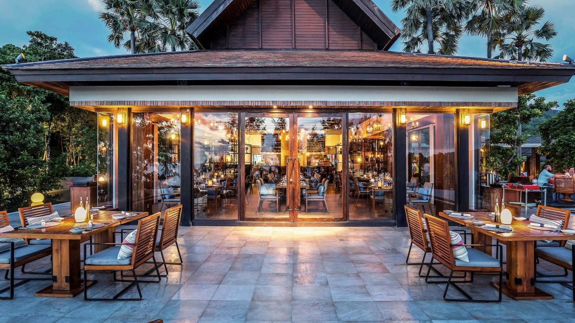 Pullman Phuket Arcadia Naithon Beach