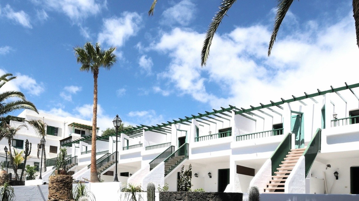 Apartamentos Tropicana (Tias)