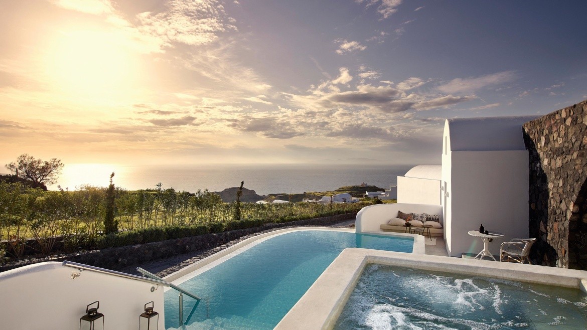 Santo Maris Oia Luxury Suites & Spa