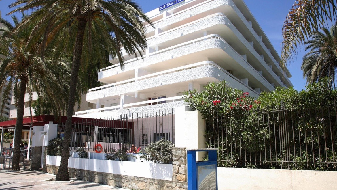 Aparthotel Puerto Azul