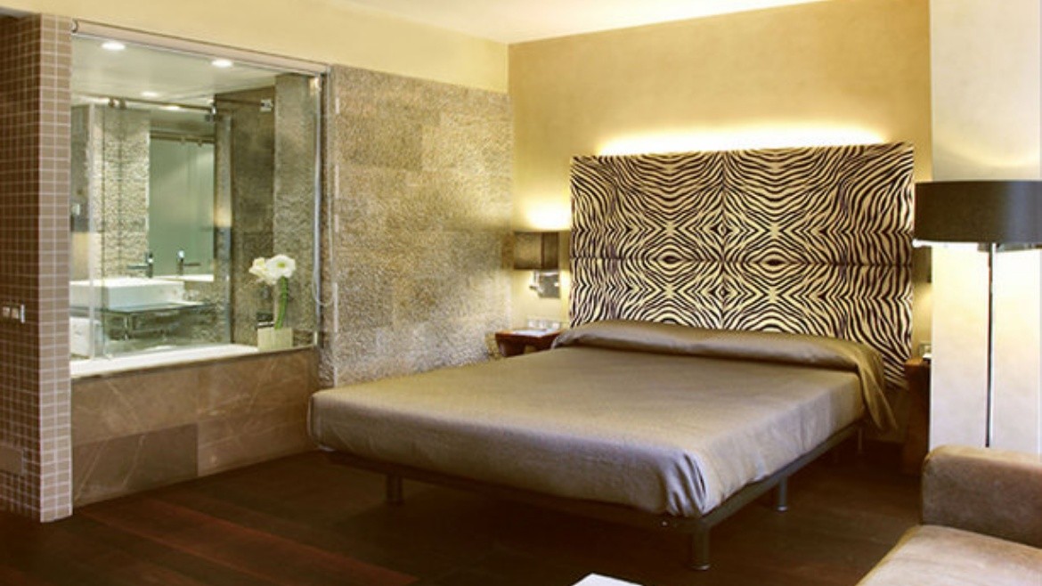 Gran Derby Suite Hotel