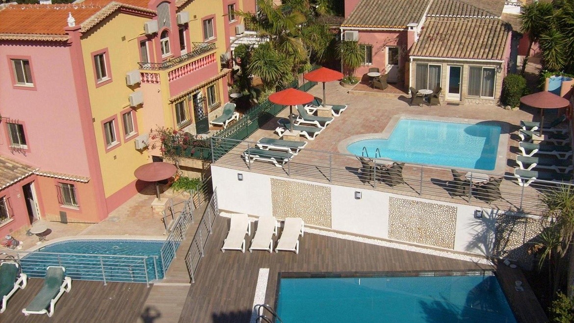 Vilas D. Dinis Charming Residence