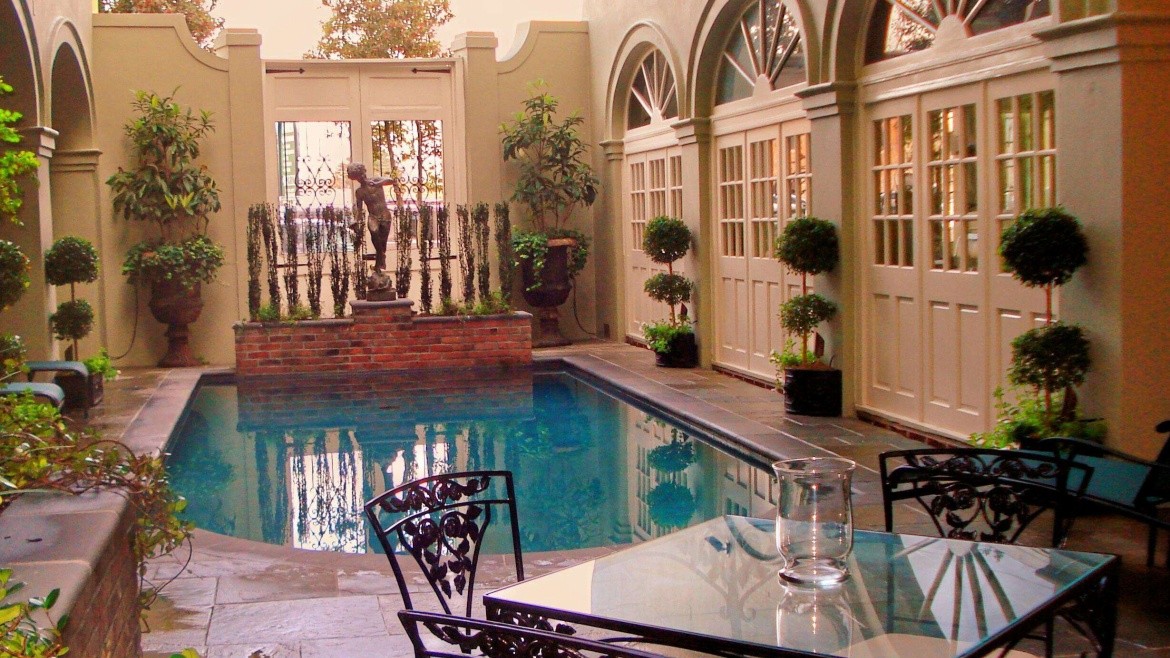 Bienville House (New Orleans)