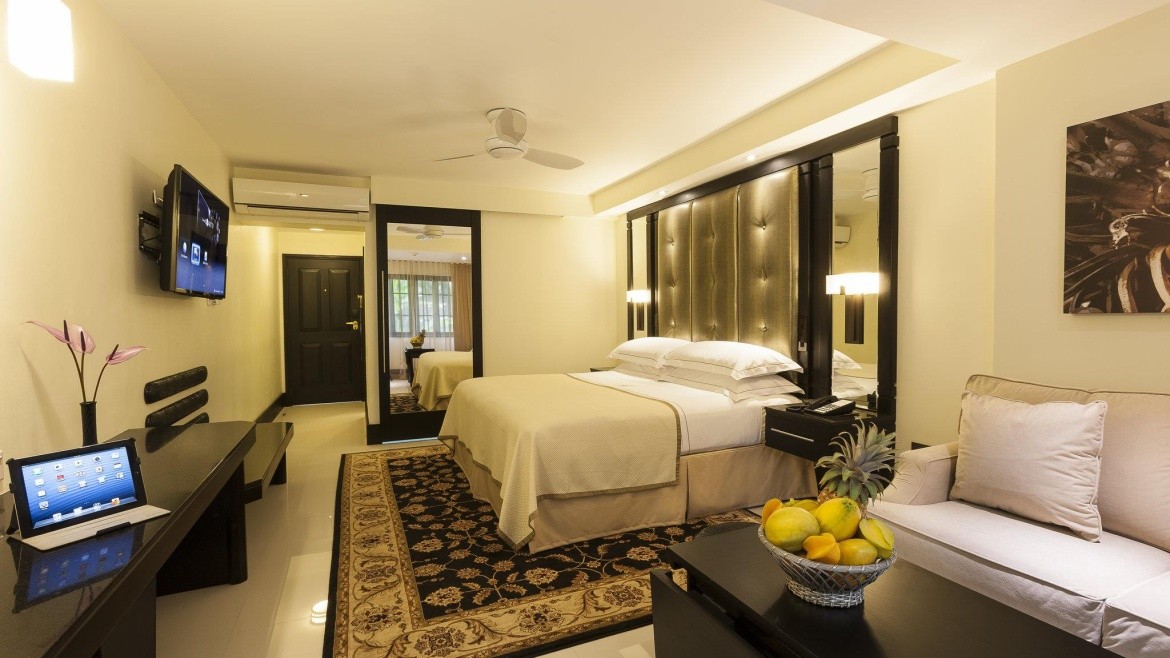Terra Nova All Suite (Kingston)