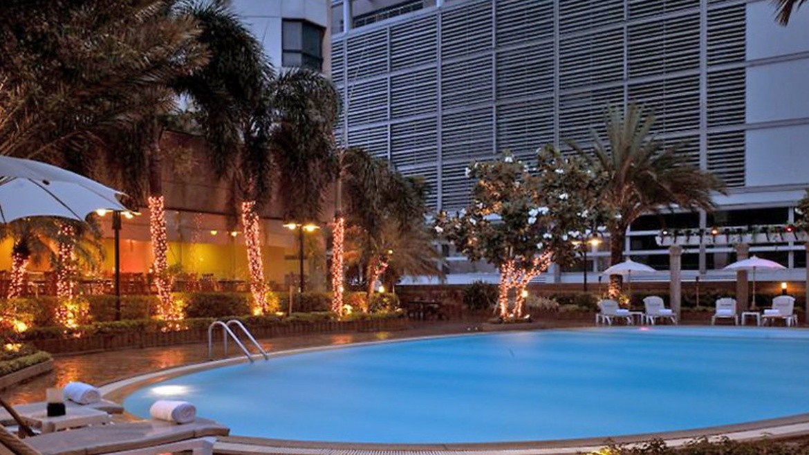 Grand Diamond Suites