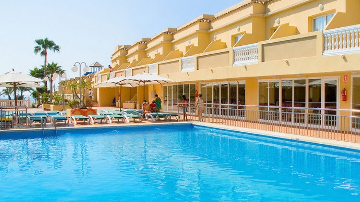 RH Casablanca Suites