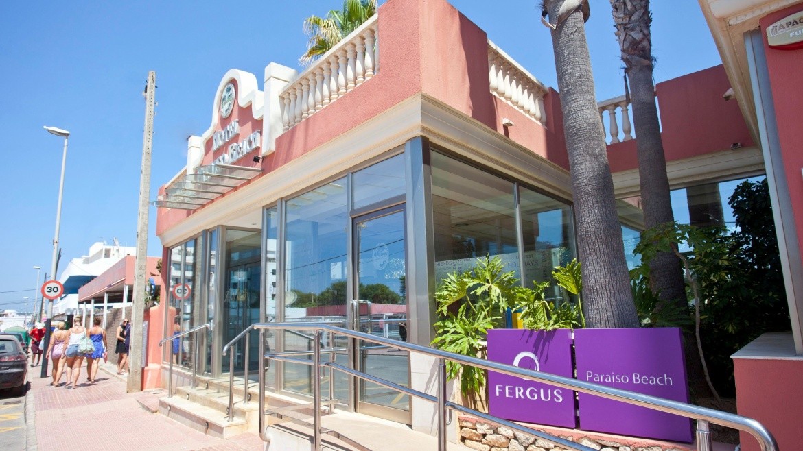 Fergus Paraiso Beach