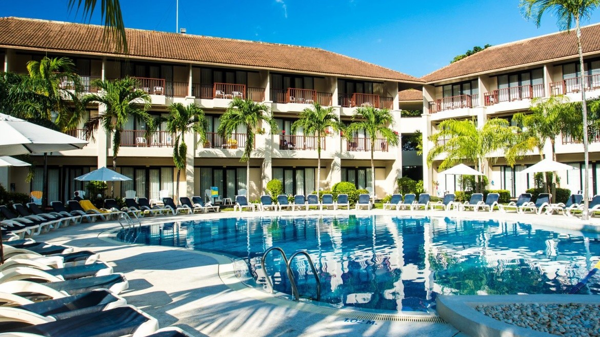 Centara Karon Resort