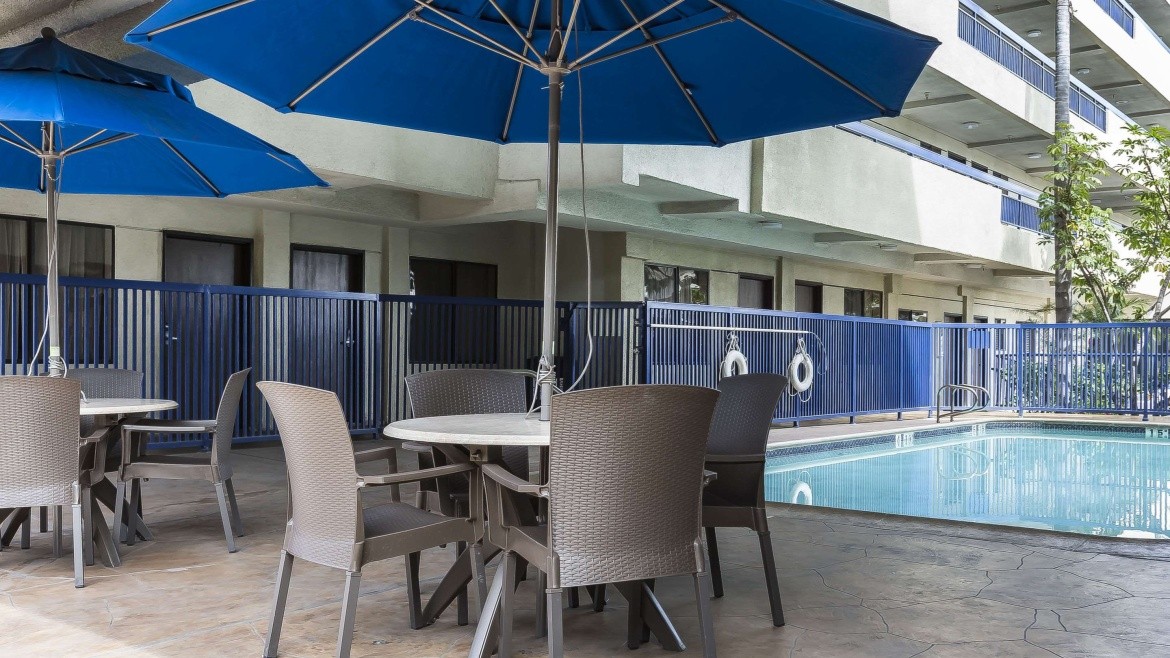 Quality Inn & Suites Los Angeles Airport – LAX