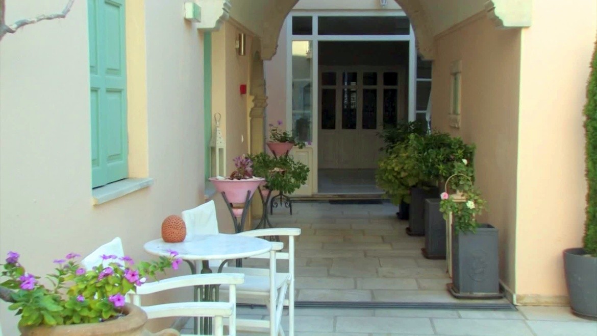 Aparthotel Mythos