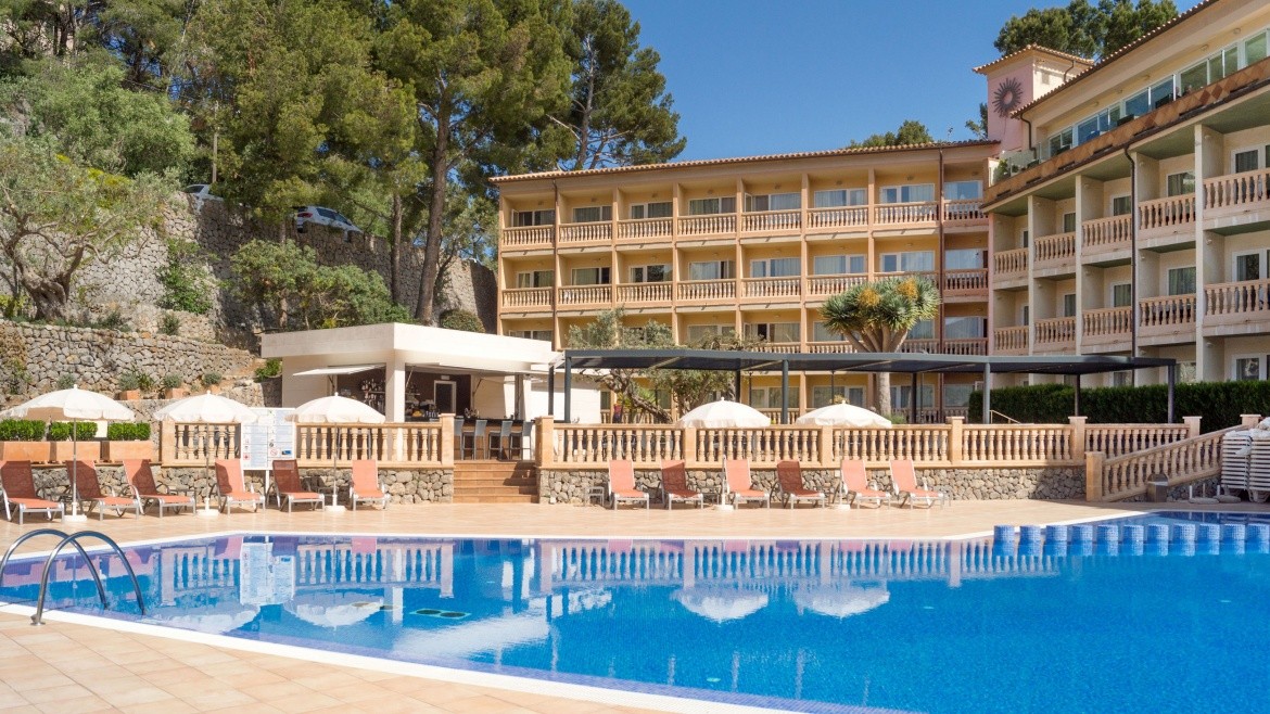 Bikini Island & Mountain (Porto de Sóller)