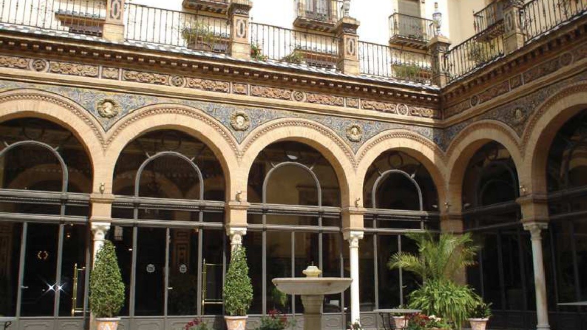 Alfonso XIII, a Luxury Collection Hotel