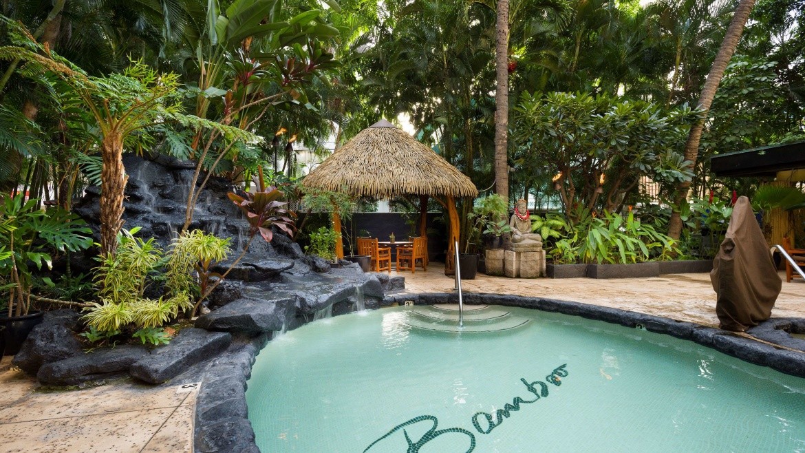 Aqua Bamboo Waikiki