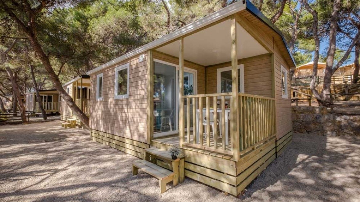Camping Torre de la Mora