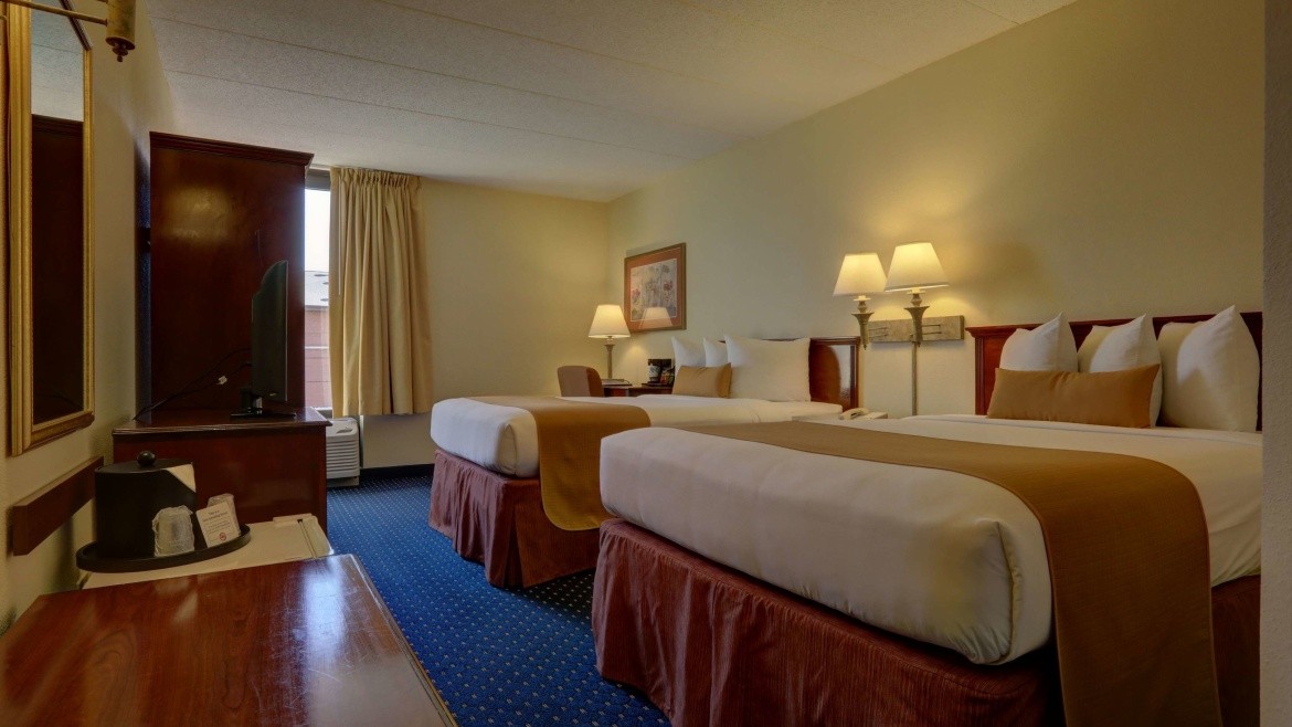 SureStay Plus Hotel by Best Western Chicago Lombard