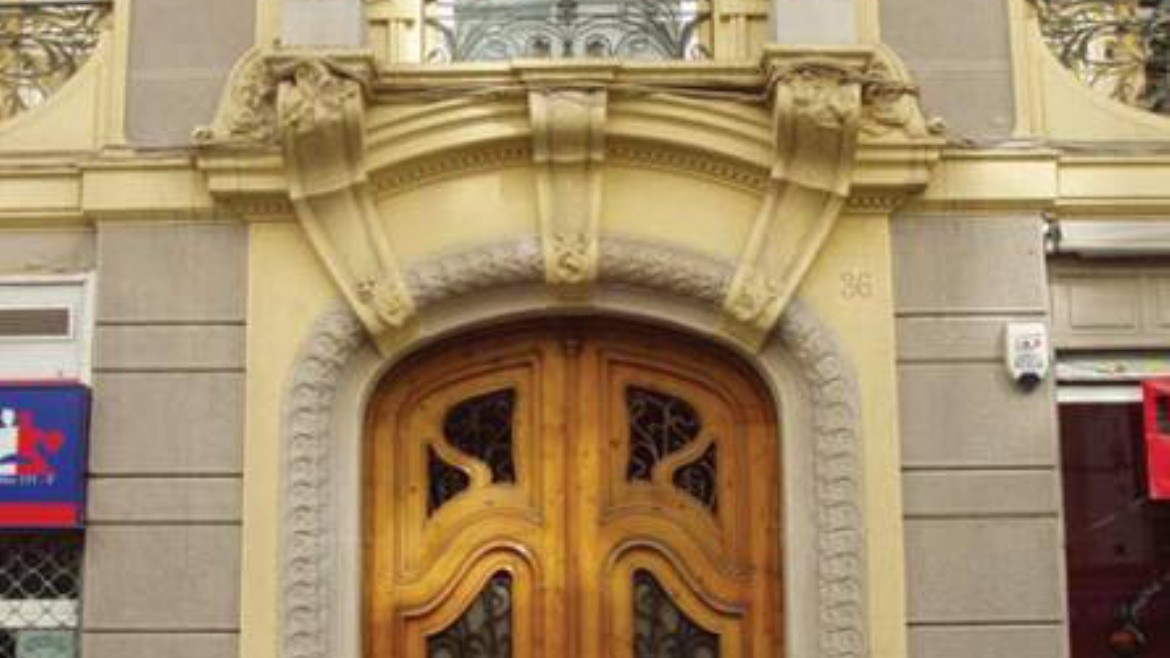 Red Nest Youth Hostel