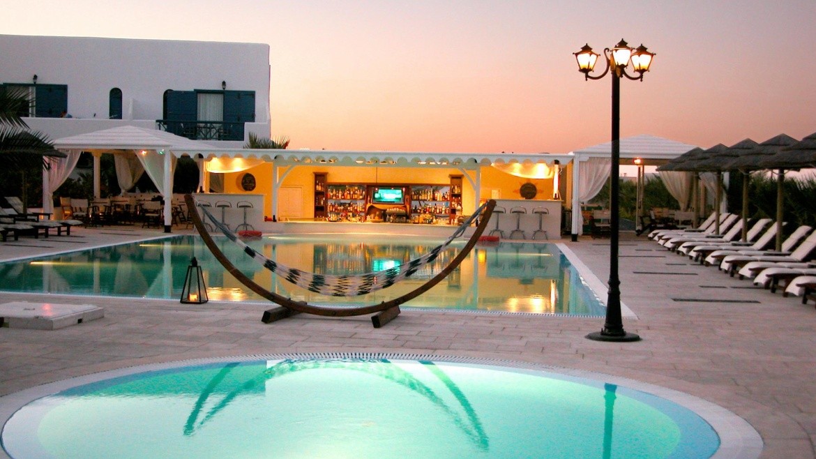 Smy Mediterranean White