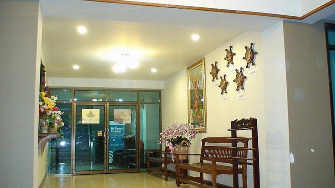 Silver Gold Garden Suvarnabhumi Airport