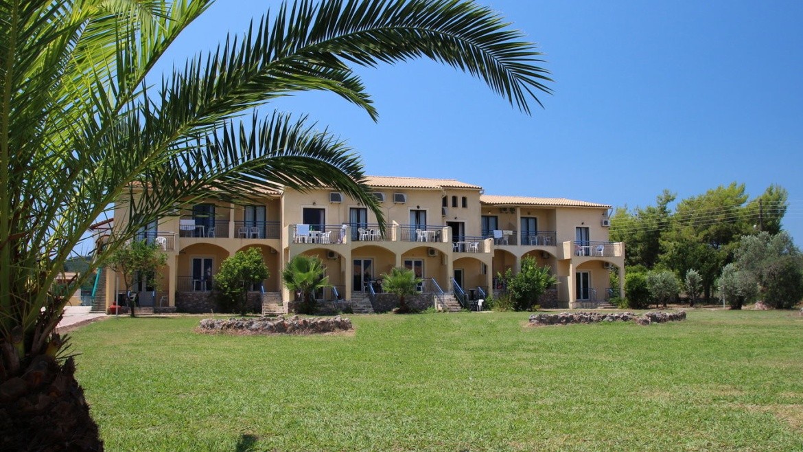 Koulouris Beach