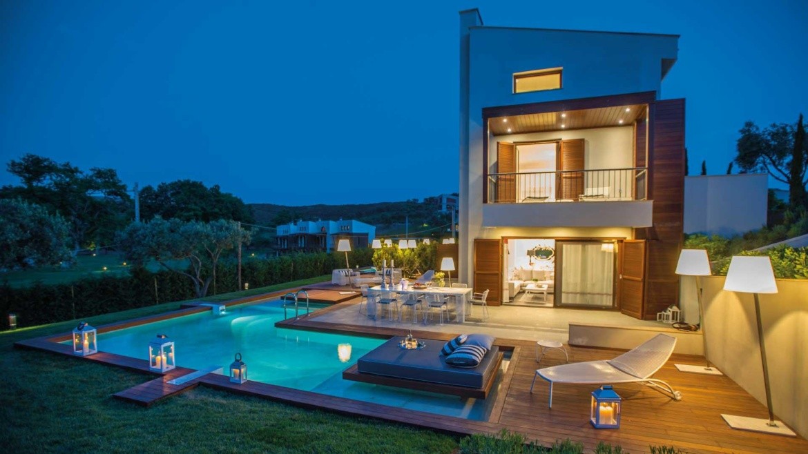 Avaton Luxury Villas Resort (Nea Roda)
