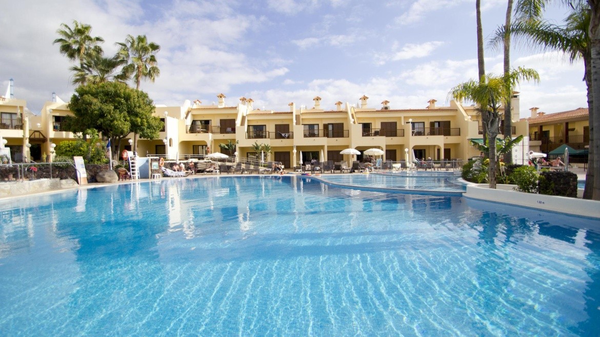 Royal Sunset Beach Club