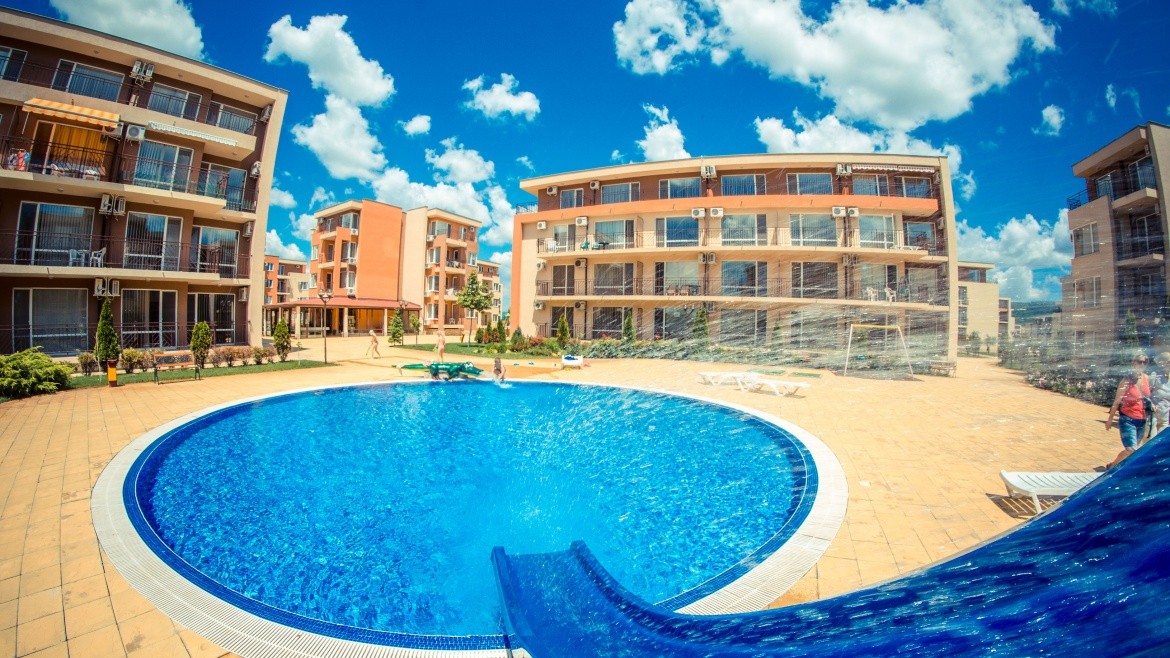 Holiday & Orchid Fort Golf Club