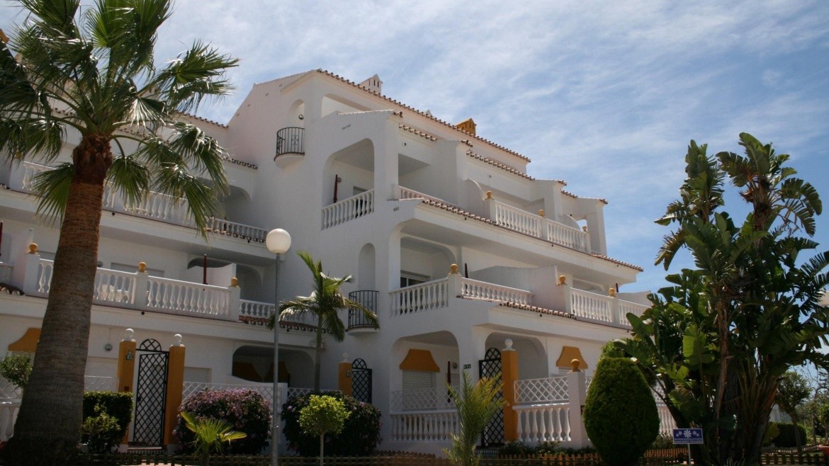 Las Rosas de Capistrano