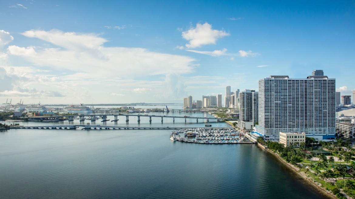 DoubleTree Grand Hotel Biscayne Bay