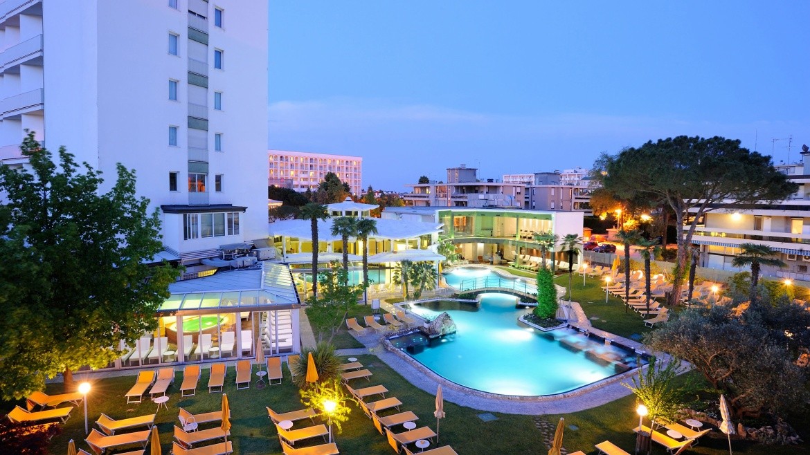 Panoramic Plaza (Abano Terme)