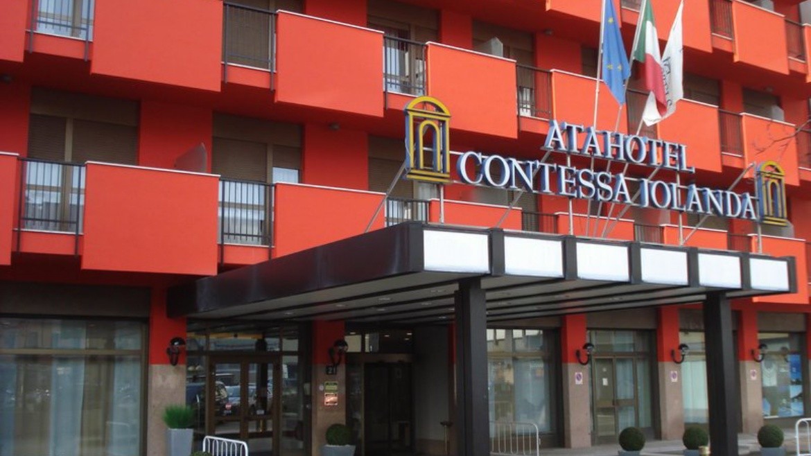 Contessa Jolanda
