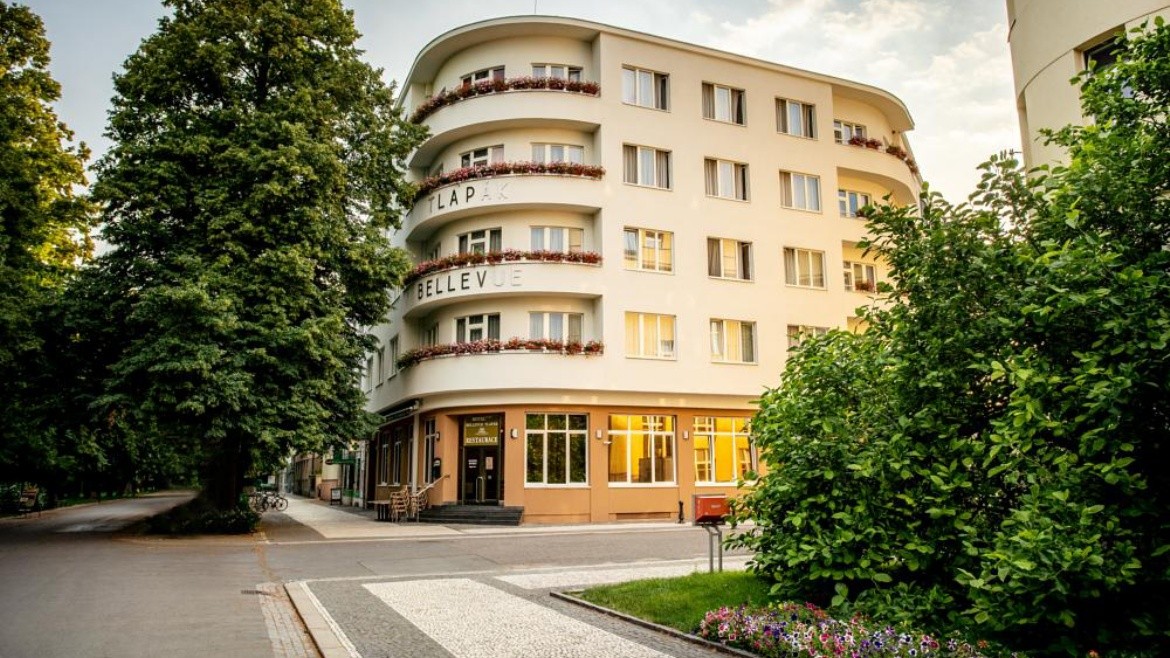Bellevue Tlapák