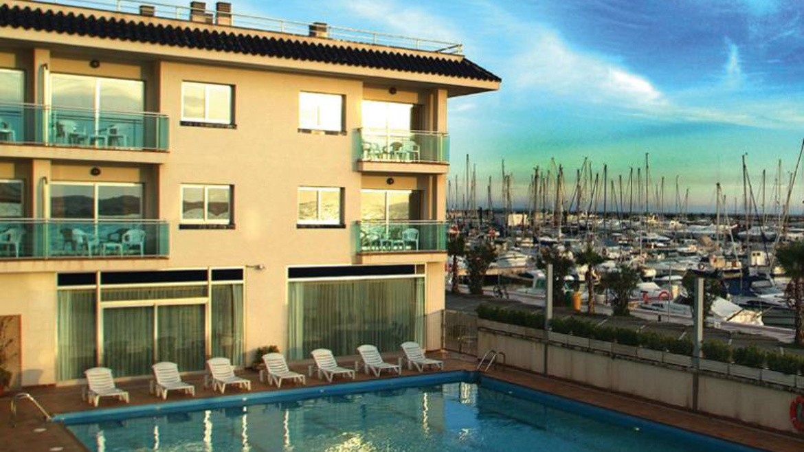 Port Sitges Resort