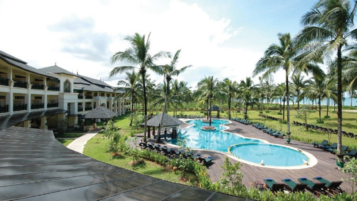 Orchid Beach Resort