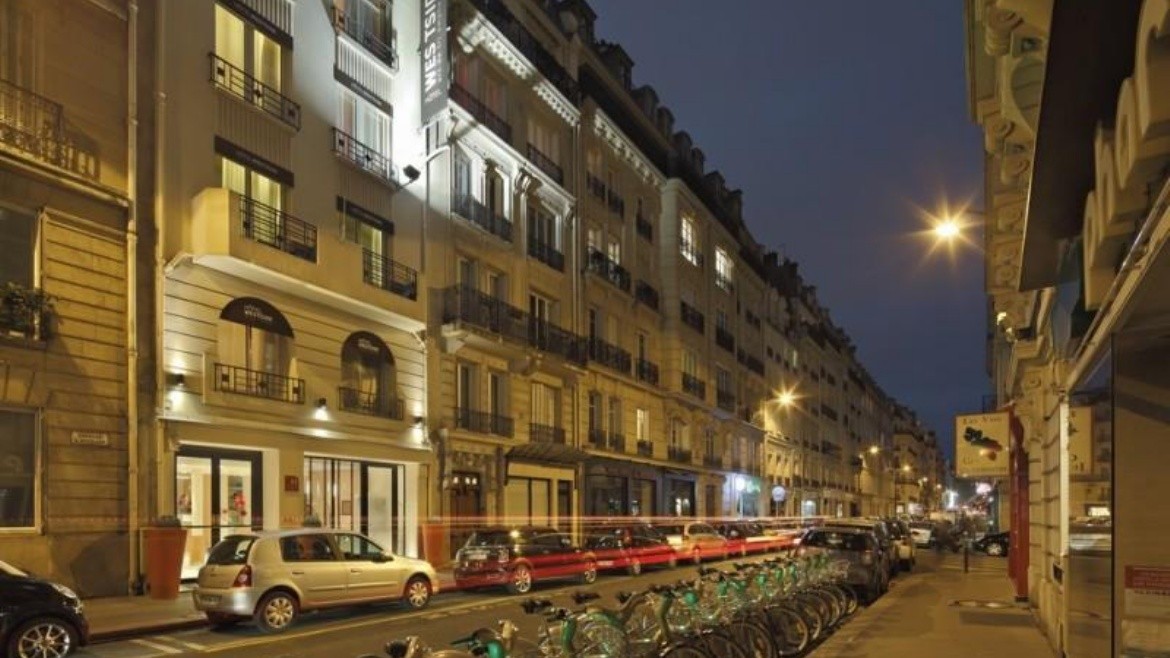 Westside Arc de Triomphe
