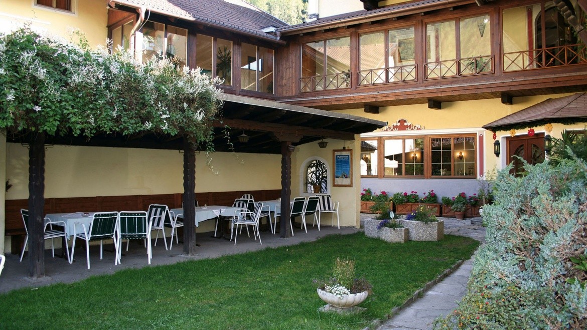 Hotel Post (Großkirchheim)