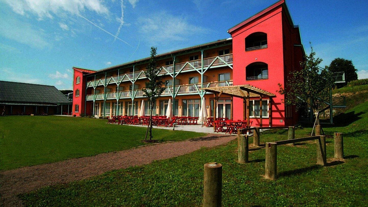 JUFA Hotel Vulkanland - Sport-Resort (Gnas)