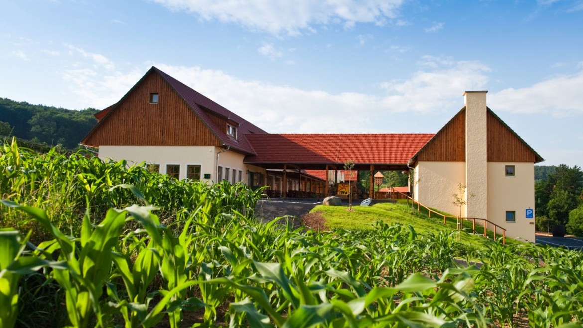 JUFA Hotel Tieschen-Bio-Landerlebnis (Tieschen)