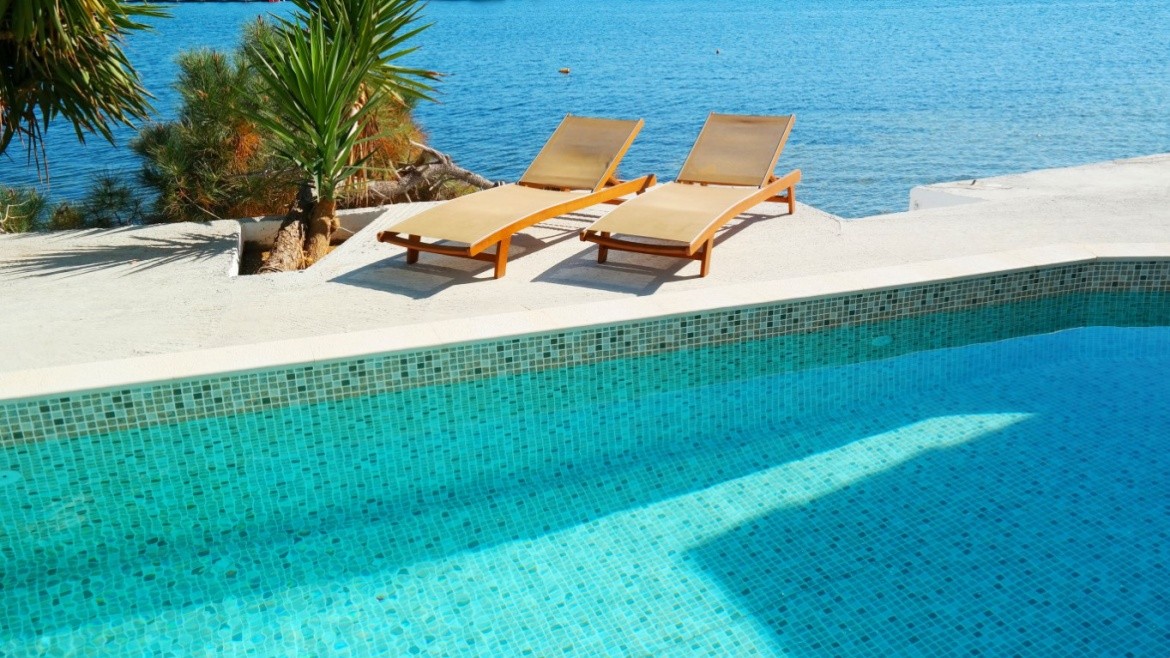 Porto Evia Boutique (Amarynthos)