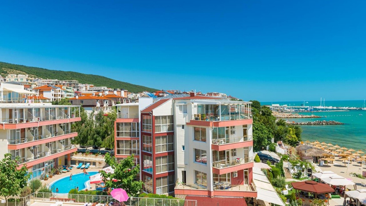 Iris Beach