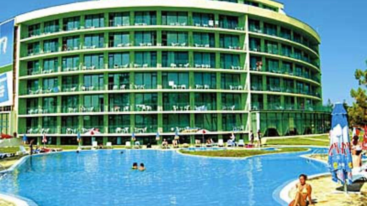 Caesar Palace (ex. Colosseum)