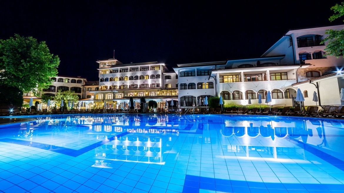 Royal Palace Helena Park