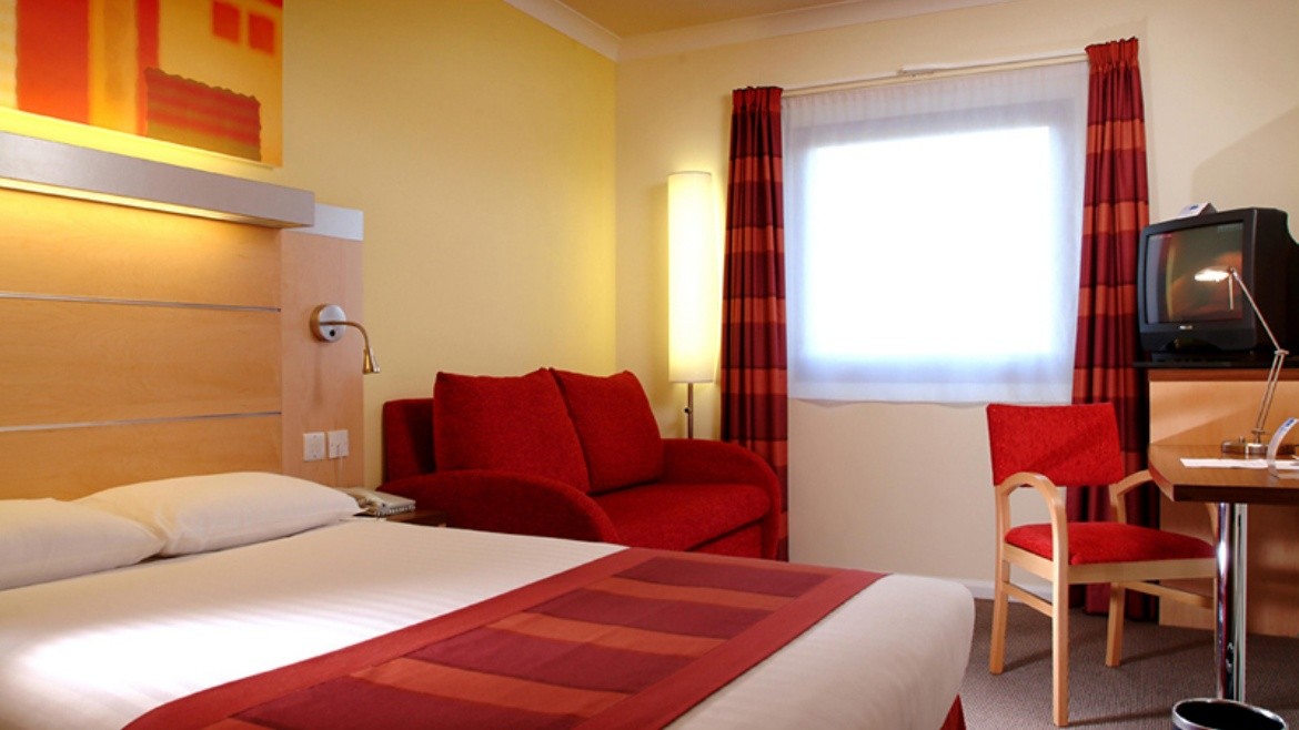 Holiday Inn Express London - Park Royal