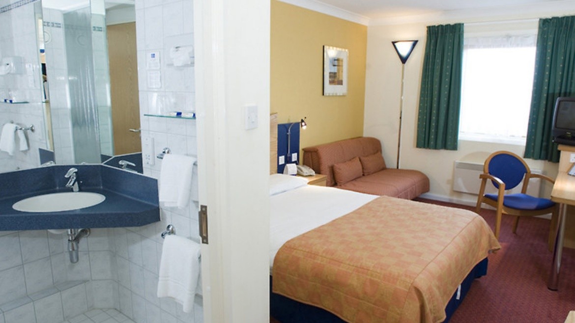 Holiday Inn Express Bristol-North
