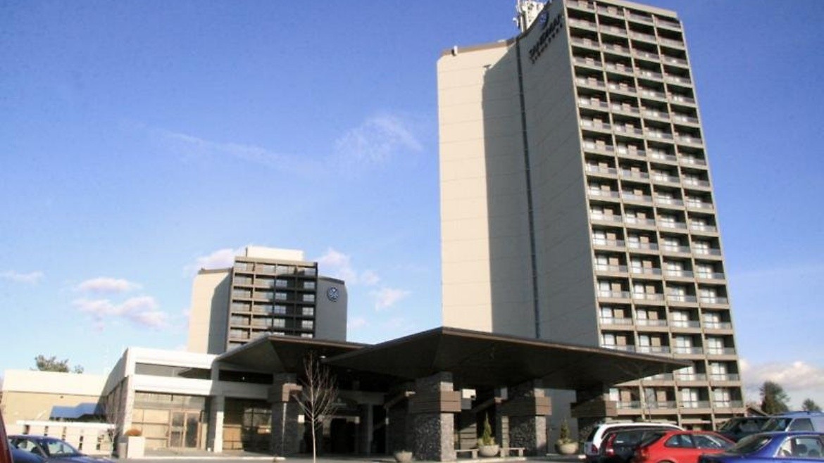 Sandman Signature Vancouver Airport Hotel & Resort