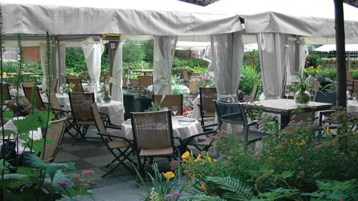 Le Saint Sulpice Hotel Montréal