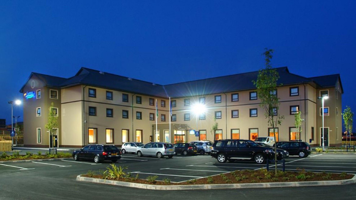Holiday Inn Express Antrim - M2, Jct.1