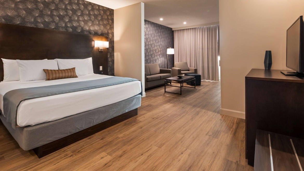 Best Western Plus Montreal East